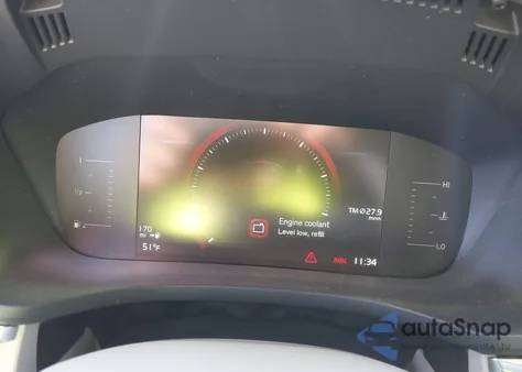 2019 Volvo Xc60 T5 Momentum z USA, uszkodzony, nr VIN LYV102RK9KB196112